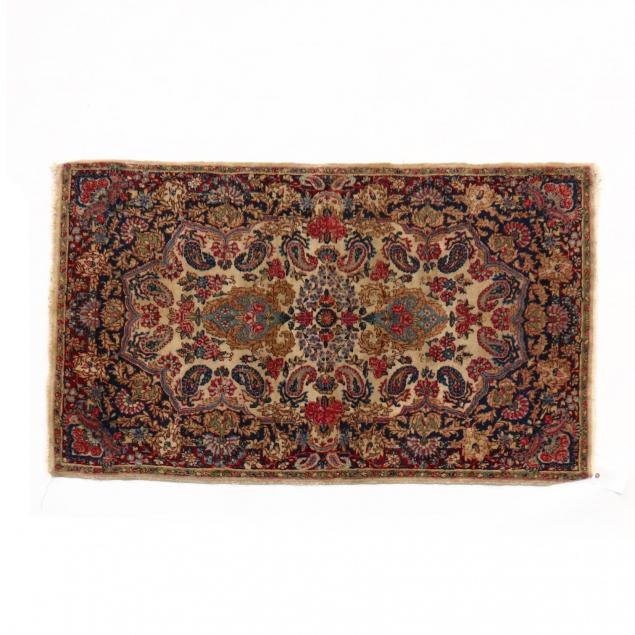 kerman-area-rug