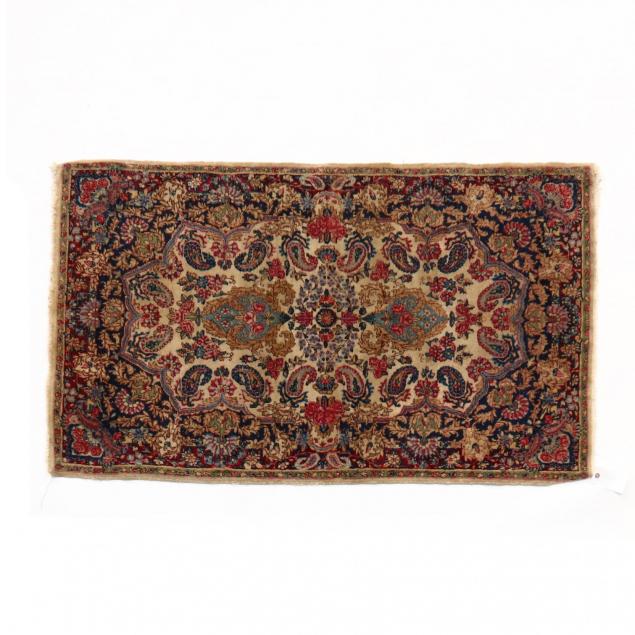 kerman-area-rug