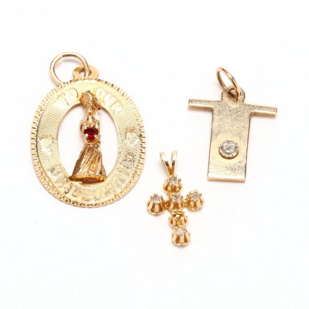three-14kt-gold-charms