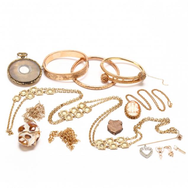 group-of-vintage-costume-jewelry