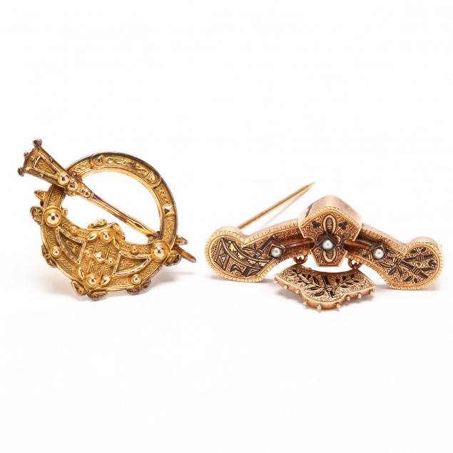 two-vintage-brooches