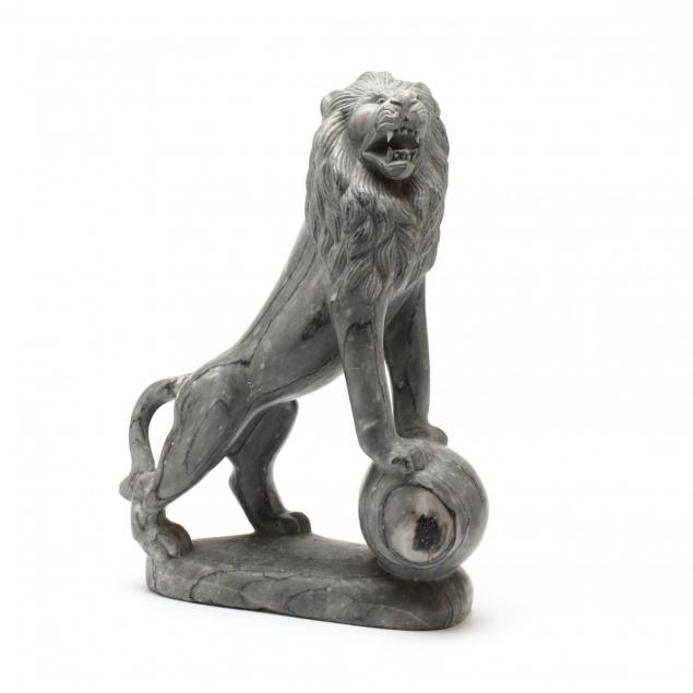 marble-statue-of-a-lion