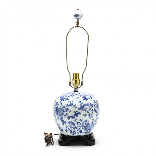 decorative-chinese-table-lamp