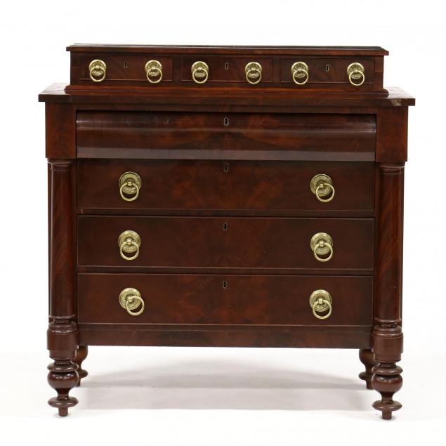 new-england-classical-chest-of-drawers