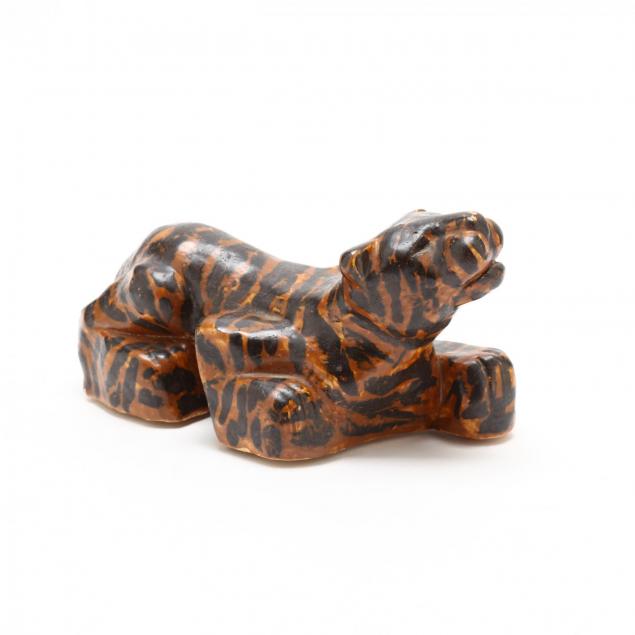 english-arts-and-crafts-pottery-tiger
