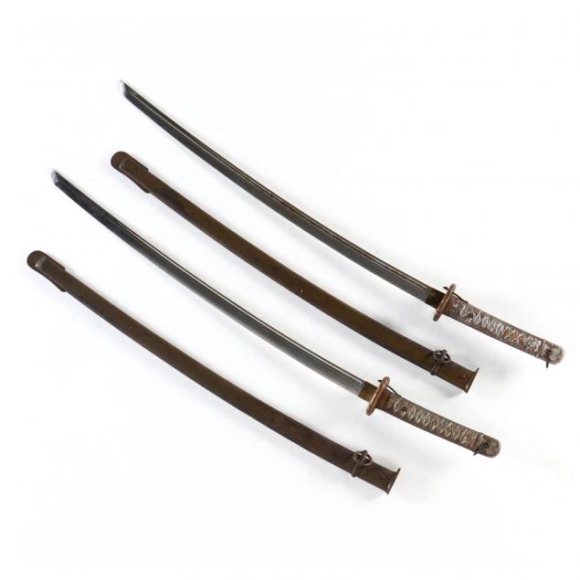 two-matching-wwii-japanese-non-commissioned-officer-katanas