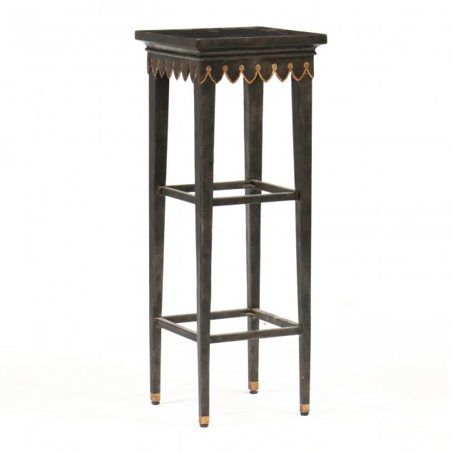 italianate-painted-metal-stand