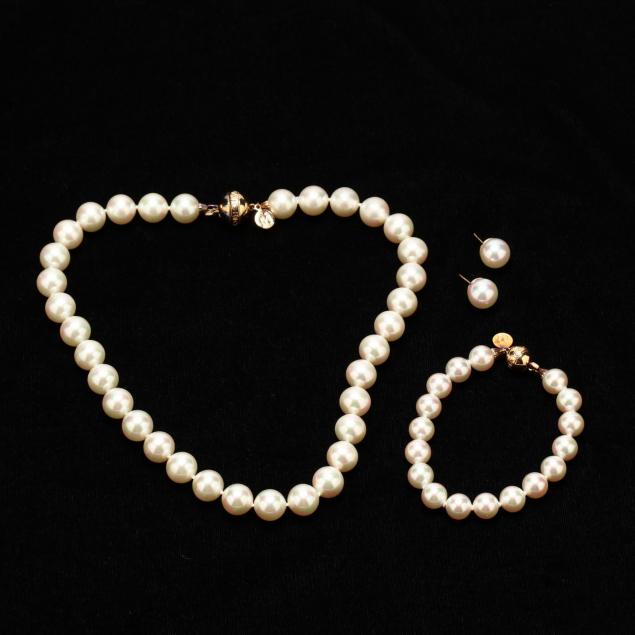 stering-silver-and-pearl-set-majorica