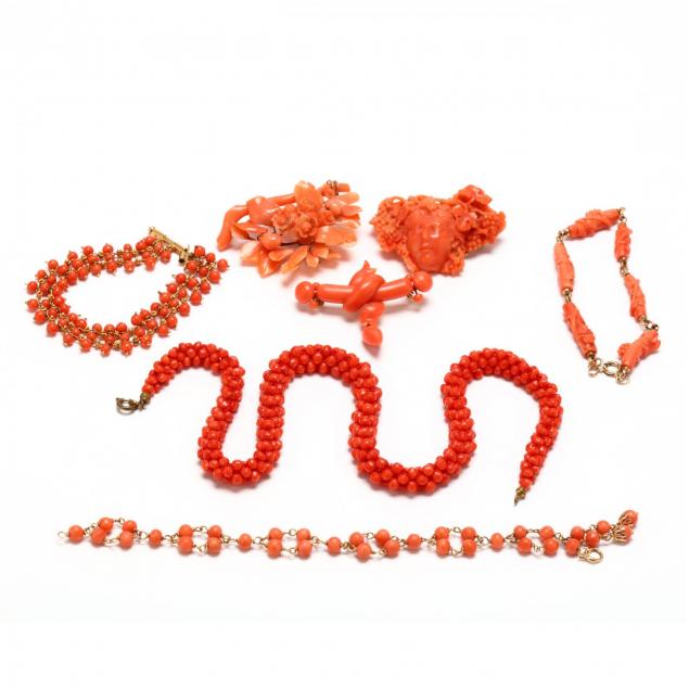 a-vintage-coral-grouping