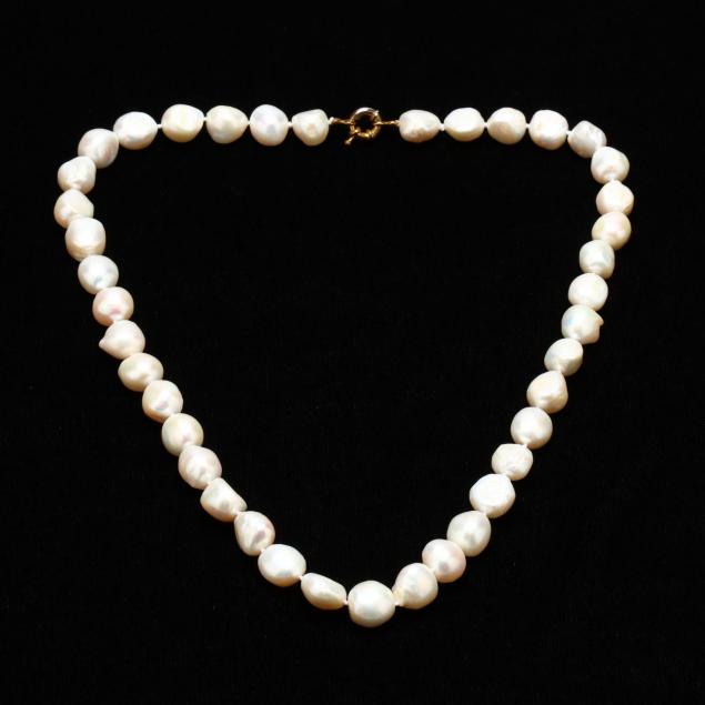 baroque-pearl-necklace