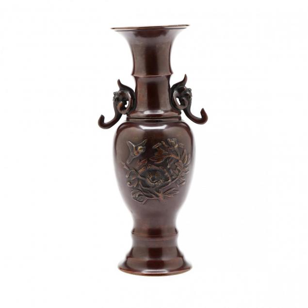 an-asian-bronze-vase