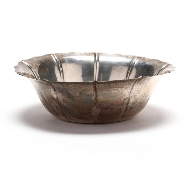 an-irish-reproduction-sterling-silver-bowl-by-richard-dimes