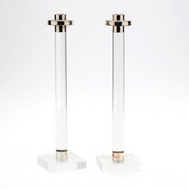 dorothy-thorpe-pair-of-lucite-candlesticks