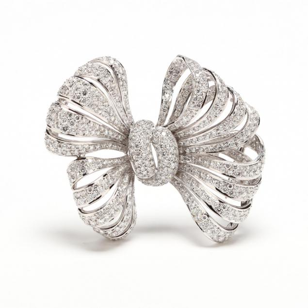 18kt-white-gold-and-diamond-clip-brooch-j-stella