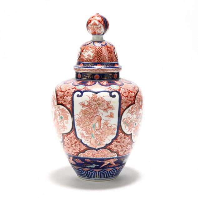 a-large-japanese-meiji-period-imari-covered-jar