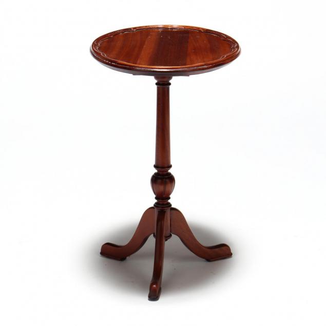 queen-anne-style-miniature-tilt-top-tea-table