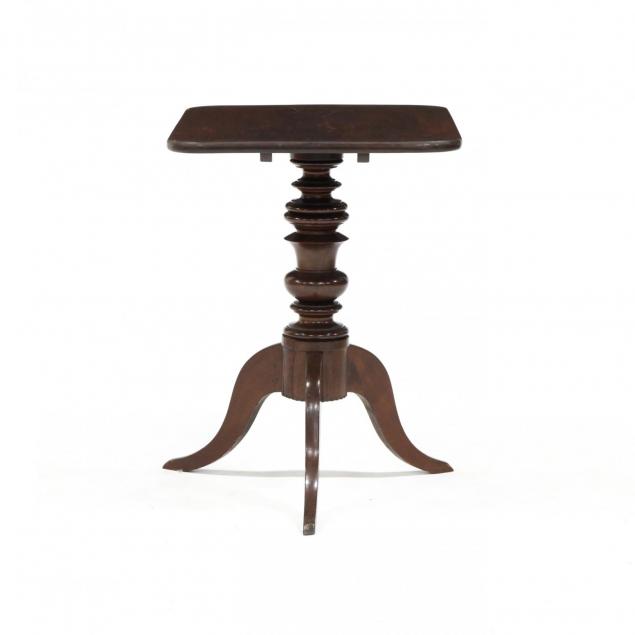 american-late-classical-tilt-top-candlestand