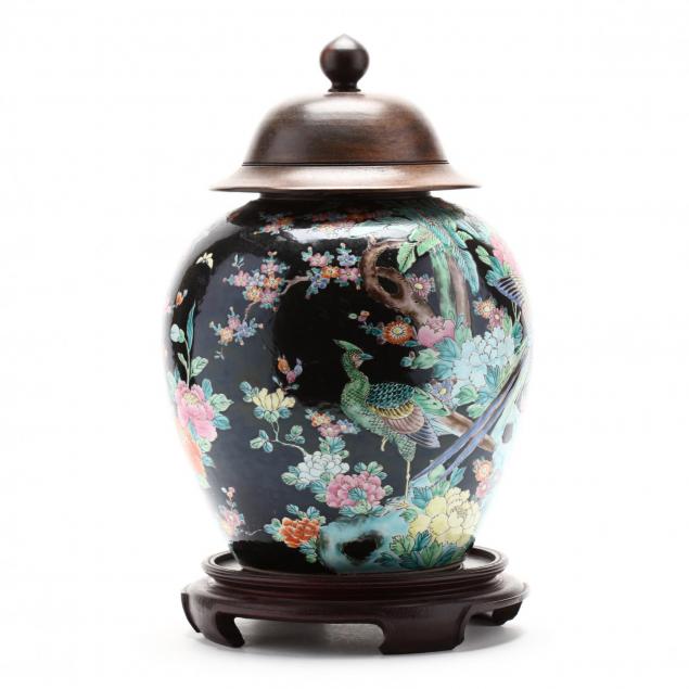 chinese-famille-noir-porcelain-lidded-ginger-jar