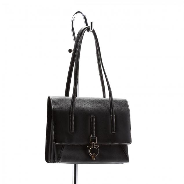 black-envelope-handbag-salvatore-ferragamo