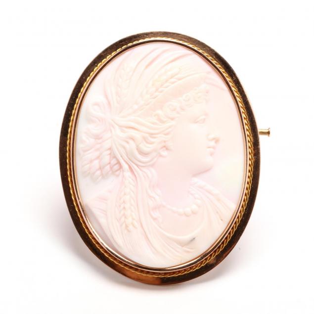 vintage-gold-and-angel-skin-coral-cameo-brooch-russian