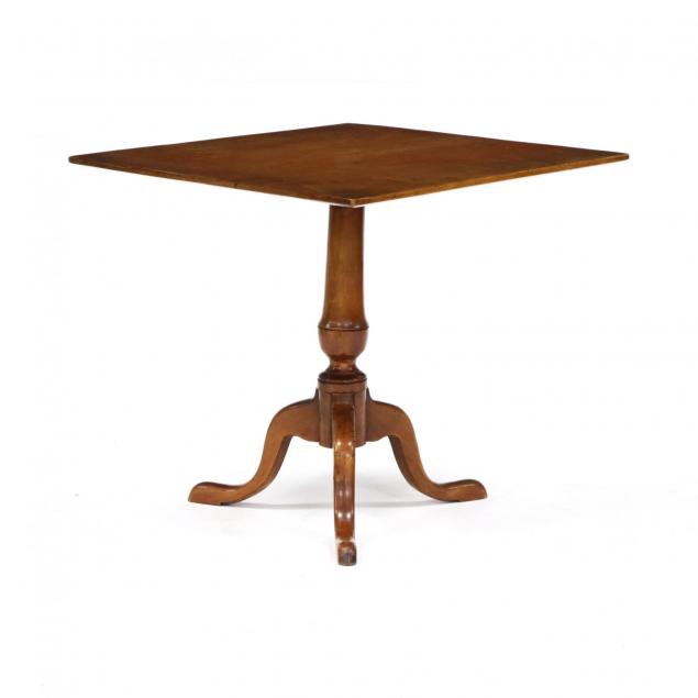 new-england-queen-anne-maple-tilt-top-tea-table