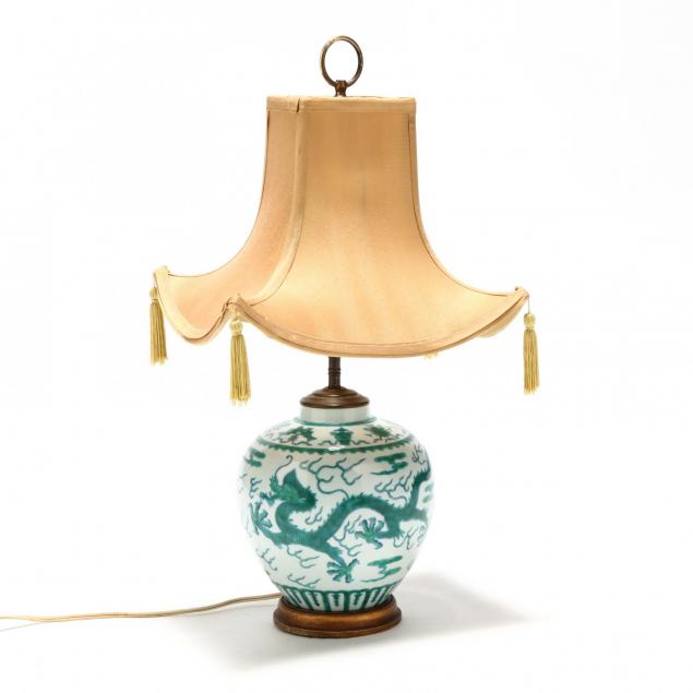 chinese-porcelain-ginger-jar-table-lamp