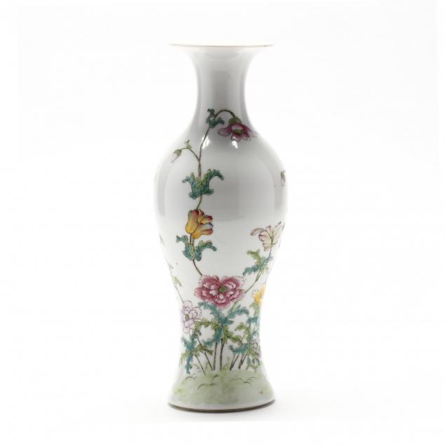 a-chinese-republic-period-porcelain-vase