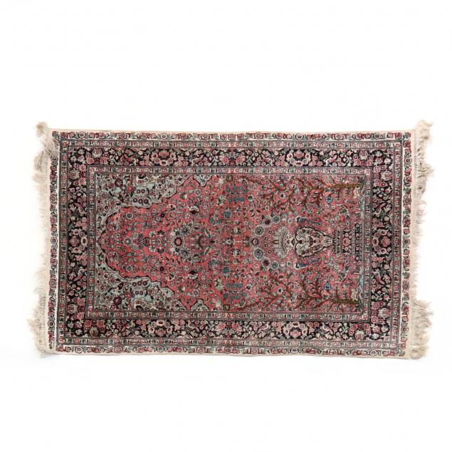 silk-prayer-rug