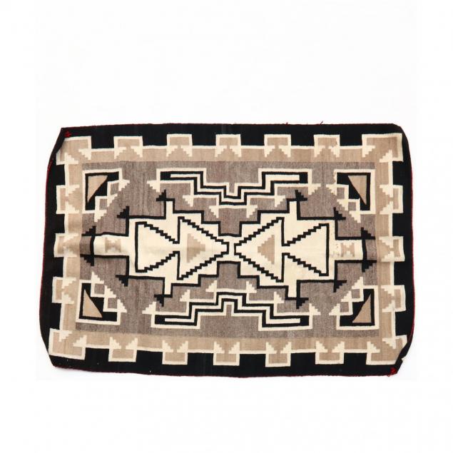 navajo-area-rug