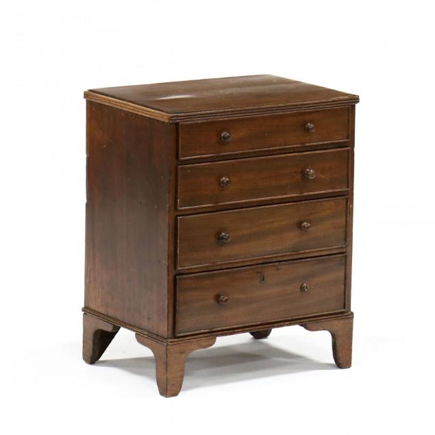 georgian-mahogany-chlid-s-chest-of-drawers