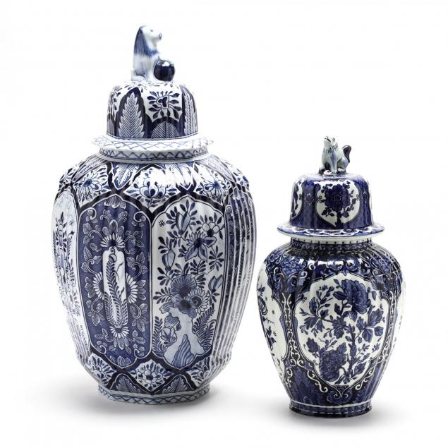 two-delft-lidded-jardinieres