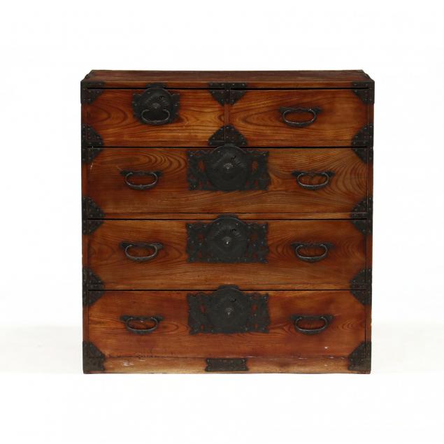 antique-japanese-tansu-chest