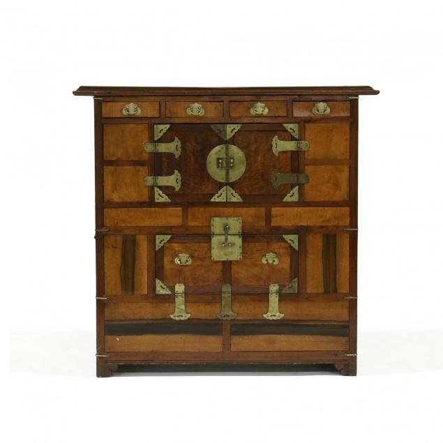 antique-japanese-tansu-chest