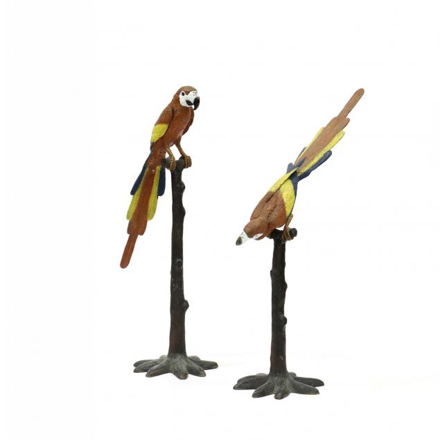 pair-of-life-size-cast-and-painted-macaws