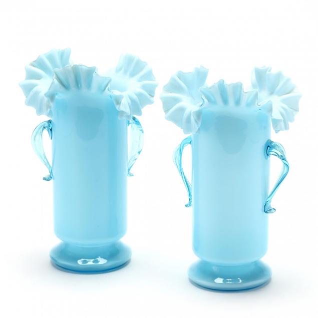 pair-of-american-victorian-glass-mantle-vases