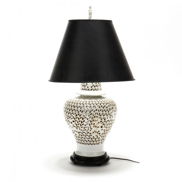 chinese-reticulated-blanc-de-chine-ginger-jar-table-lamp