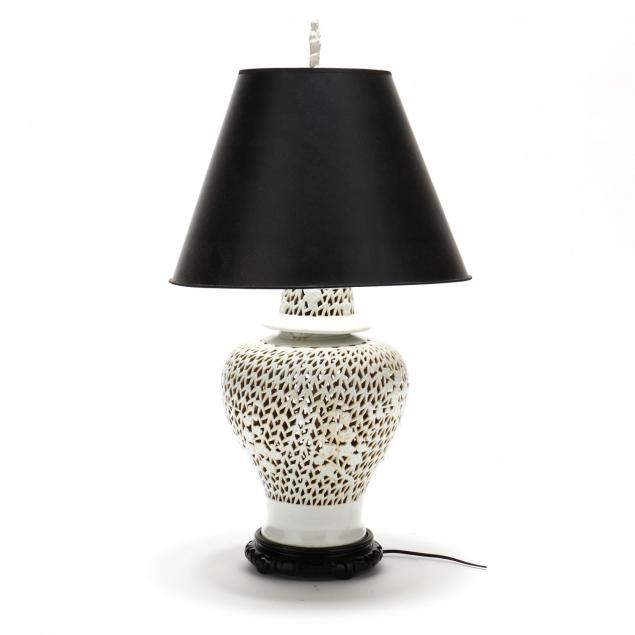 chinese-reticulated-blanc-de-chine-ginger-jar-table-lamp