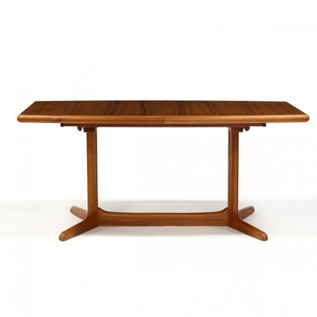 skovby-mobler-teak-dining-table