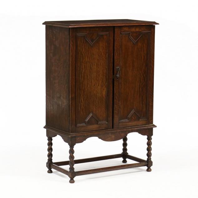 william-and-mary-style-oak-cabinet