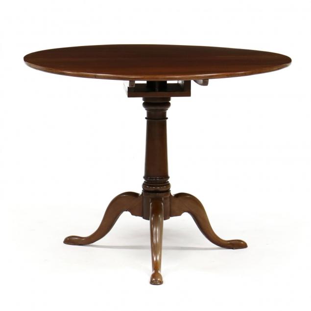 american-queen-anne-mahogany-tilt-top-tea-table