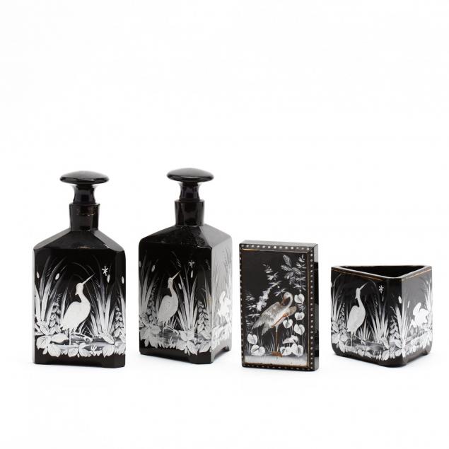 mary-gregory-toilette-set