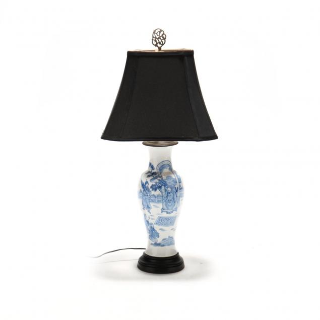 chinese-export-decorative-table-lamp