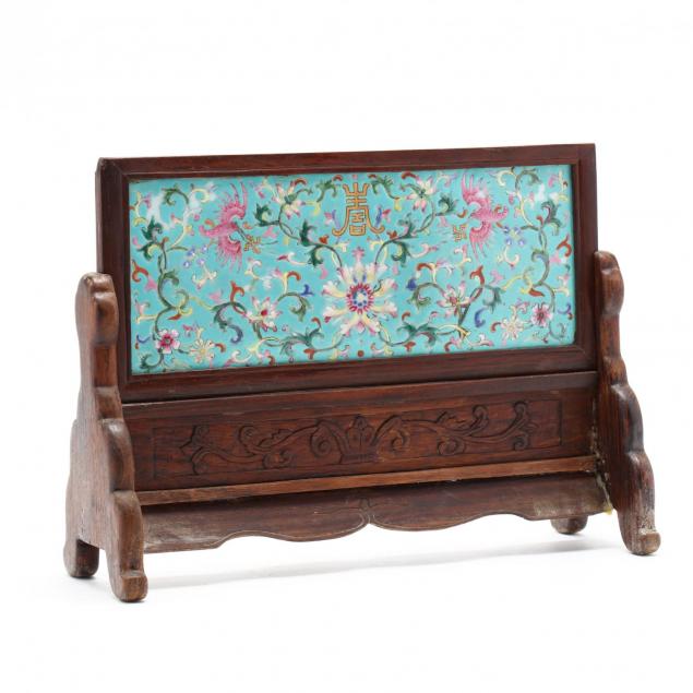 a-chinese-famille-rose-turquoise-porcelain-table-screen
