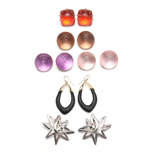 a-fashion-earring-grouping