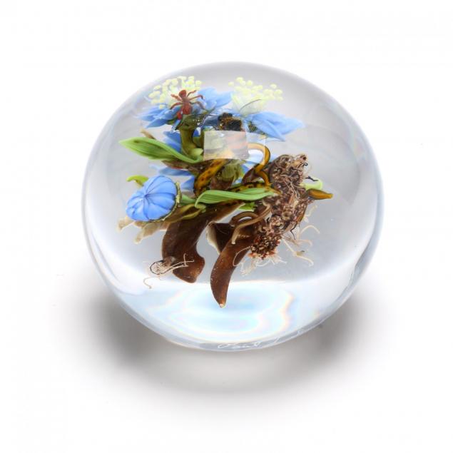 paul-stankard-ma-b-1943-art-glass-botanical-paperweight-with-insects