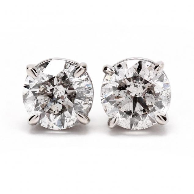 pair-of-diamond-ear-studs