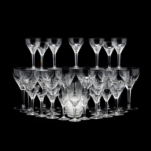 assembled-group-of-glass-tableware