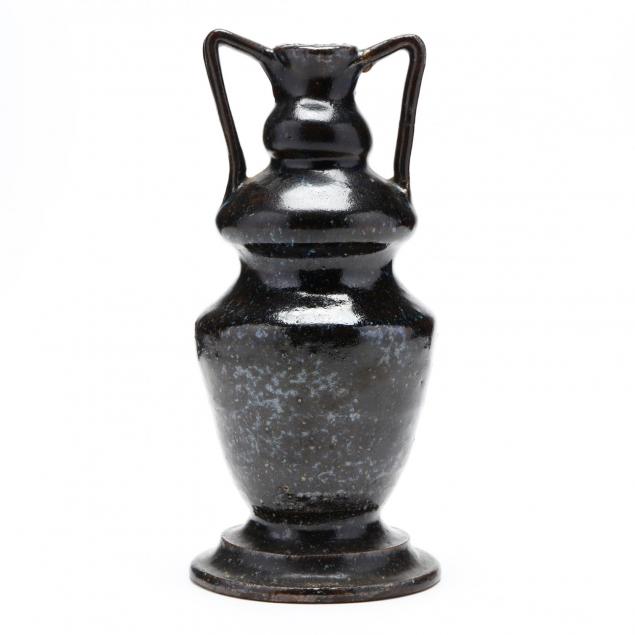 rare-turned-vase-attr-poley-carp-hartsoe-1876-1960