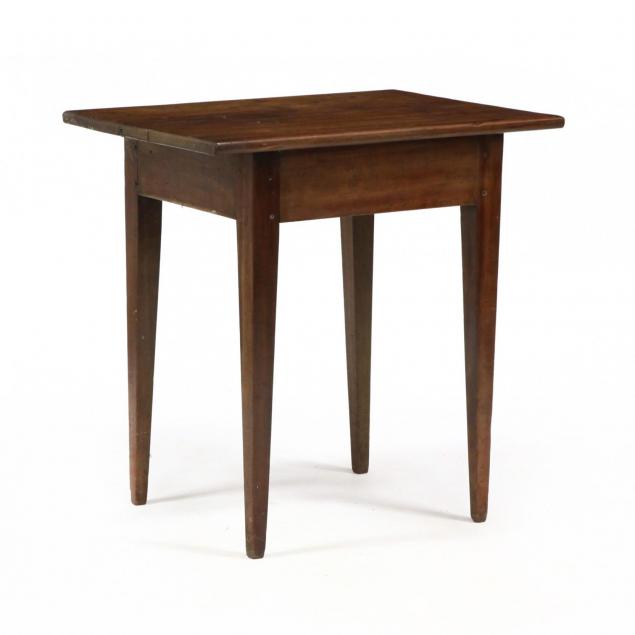 north-carolina-hepplewhite-side-table