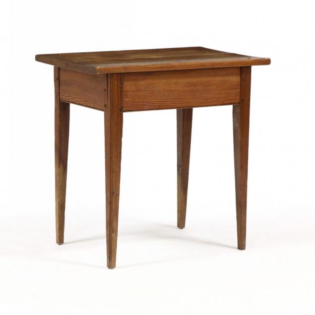 north-carolina-hepplewhite-side-table